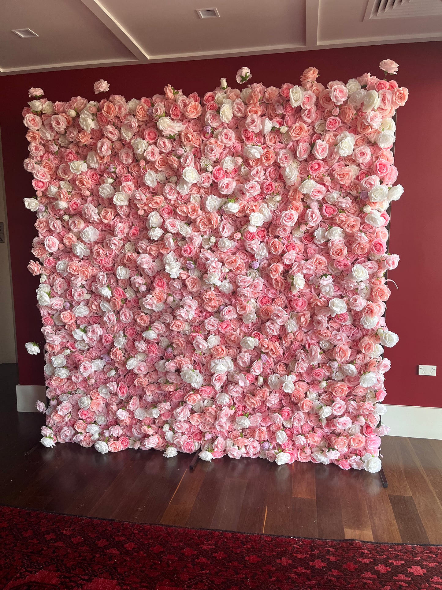 The Sophia - Flowerwall